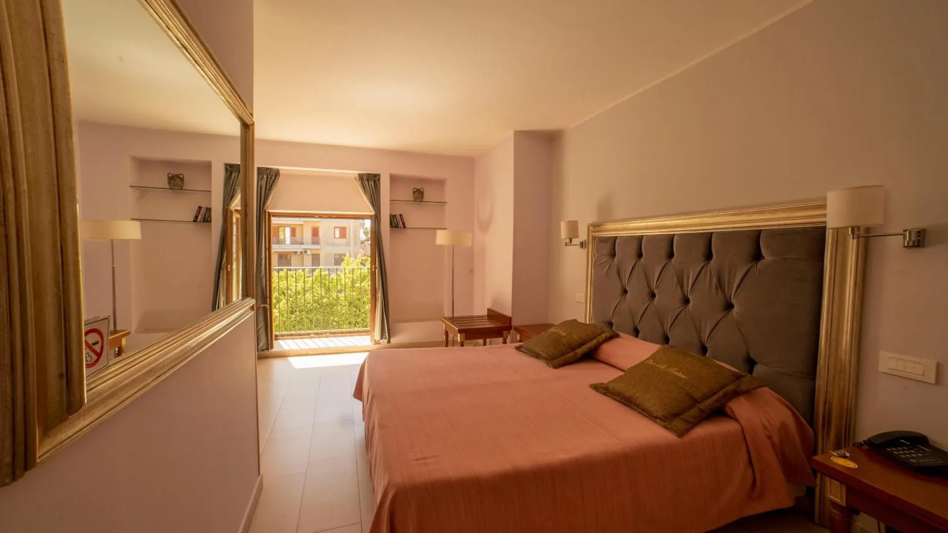 Hotel Parco Delle Fontane Syracuse 4*,