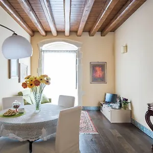 Appartement Sanmartinoortigia